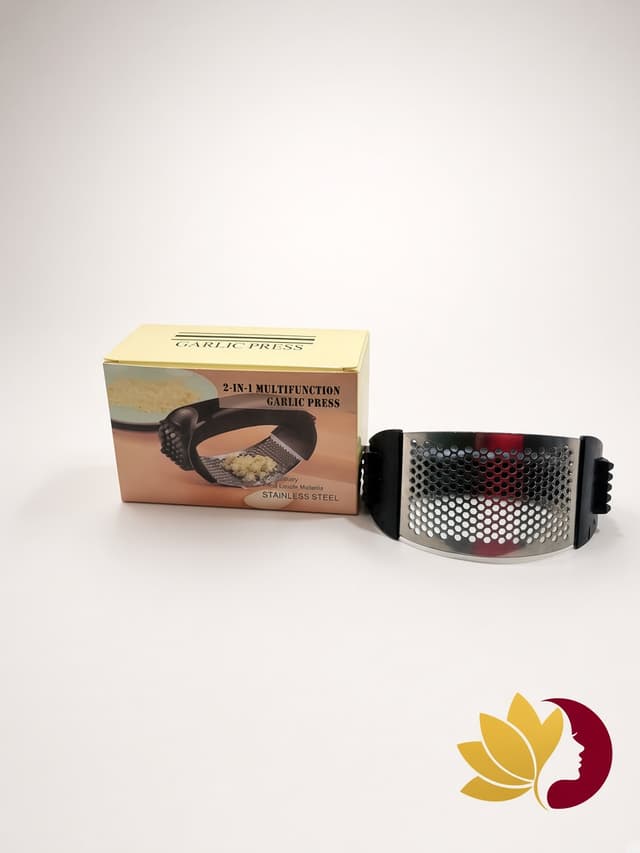 GARLIC CRUSHER